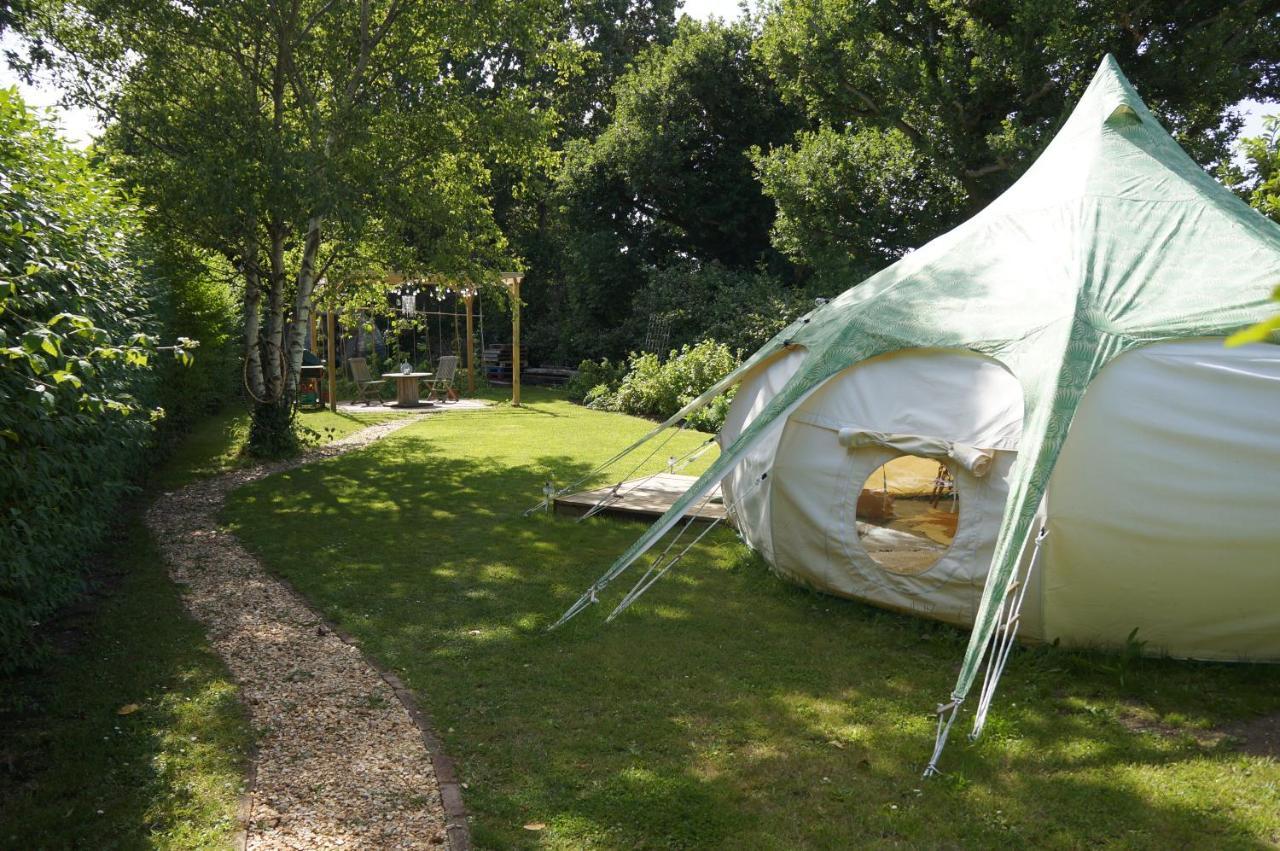 Secret Garden Glamping Hotel Lymington Luaran gambar