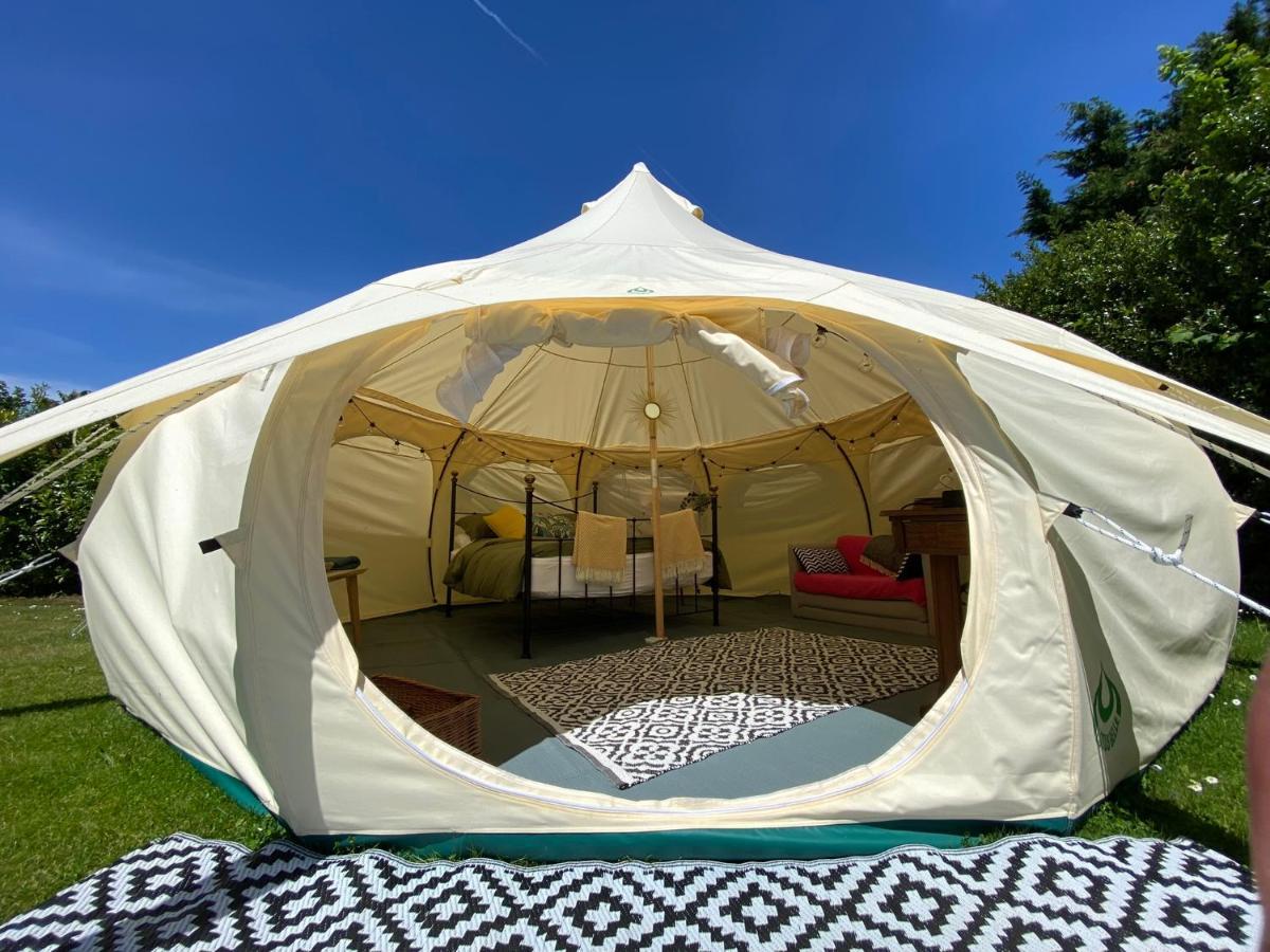 Secret Garden Glamping Hotel Lymington Luaran gambar
