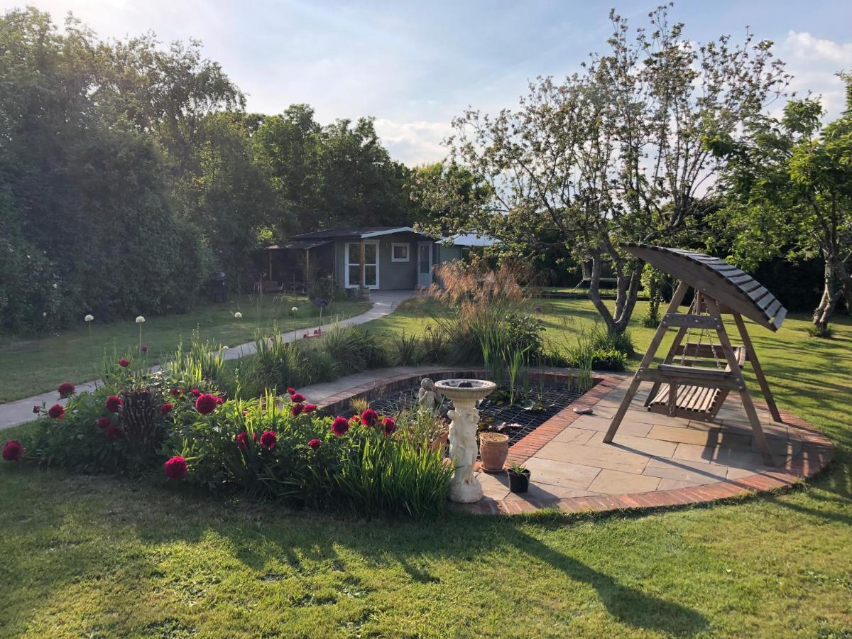 Secret Garden Glamping Hotel Lymington Luaran gambar