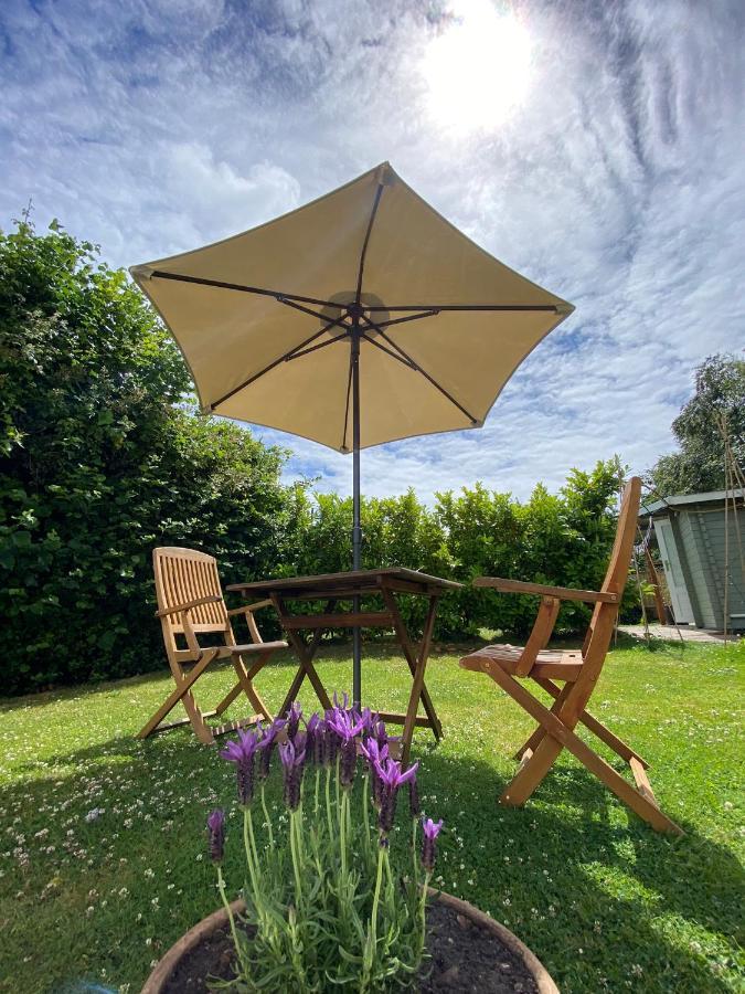 Secret Garden Glamping Hotel Lymington Luaran gambar