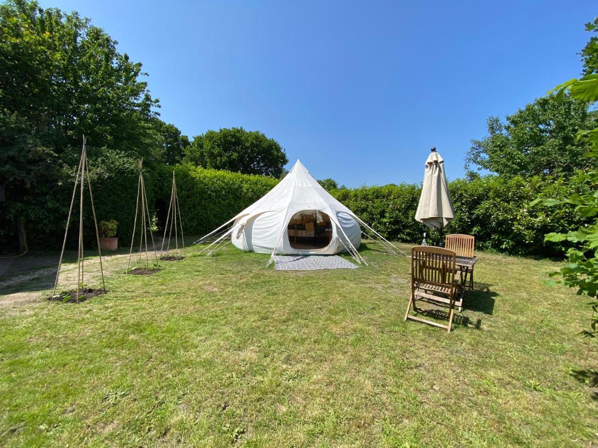 Secret Garden Glamping Hotel Lymington Luaran gambar