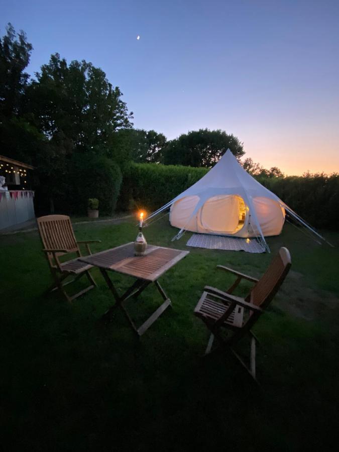Secret Garden Glamping Hotel Lymington Luaran gambar
