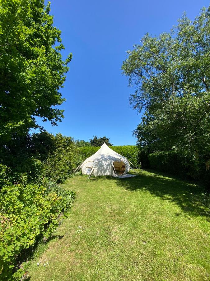 Secret Garden Glamping Hotel Lymington Luaran gambar